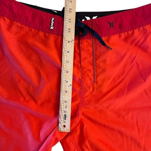 Hurley Mens Phantom One & Only Boardshorts Durable Water Bright Crimson Size 31 - Picture 6 of 8